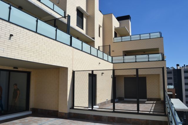 Edificio de viviendas en Nuevo Tres Cantos, ALIA, Arquitectura, Energía y Medio Ambiente ALIA, Arquitectura, Energía y Medio Ambiente Terrace