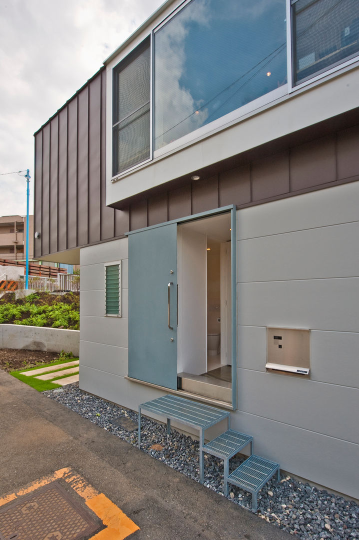 ​River side house / House in Horinouchi, 水石浩太建築設計室／ MIZUISHI Architect Atelier 水石浩太建築設計室／ MIZUISHI Architect Atelier Modern home