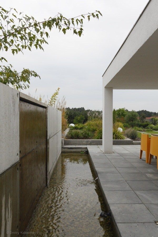 DOM JEDNORODZINNY LUS_1, PL.architekci PL.architekci Jardines de estilo minimalista