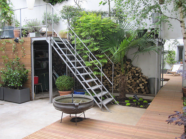 PATIO DE STYLE INDUSTRIE, GARDEN TROTTER GARDEN TROTTER حديقة