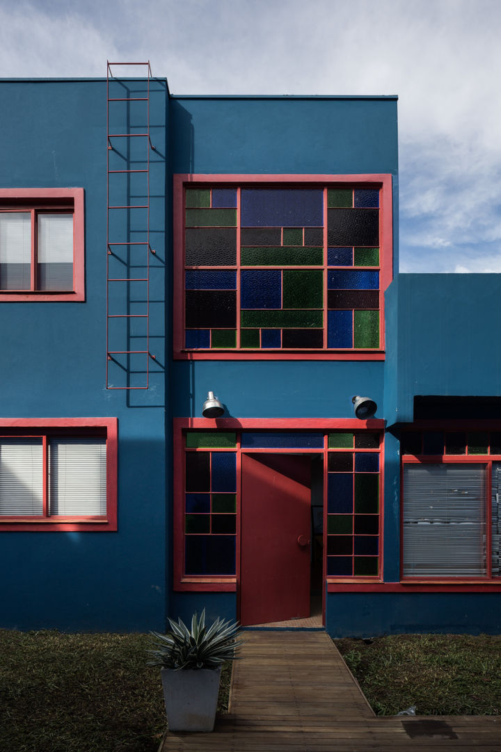 Casa Estúdio MC, Blacher Arquitetura Blacher Arquitetura Casas de estilo ecléctico