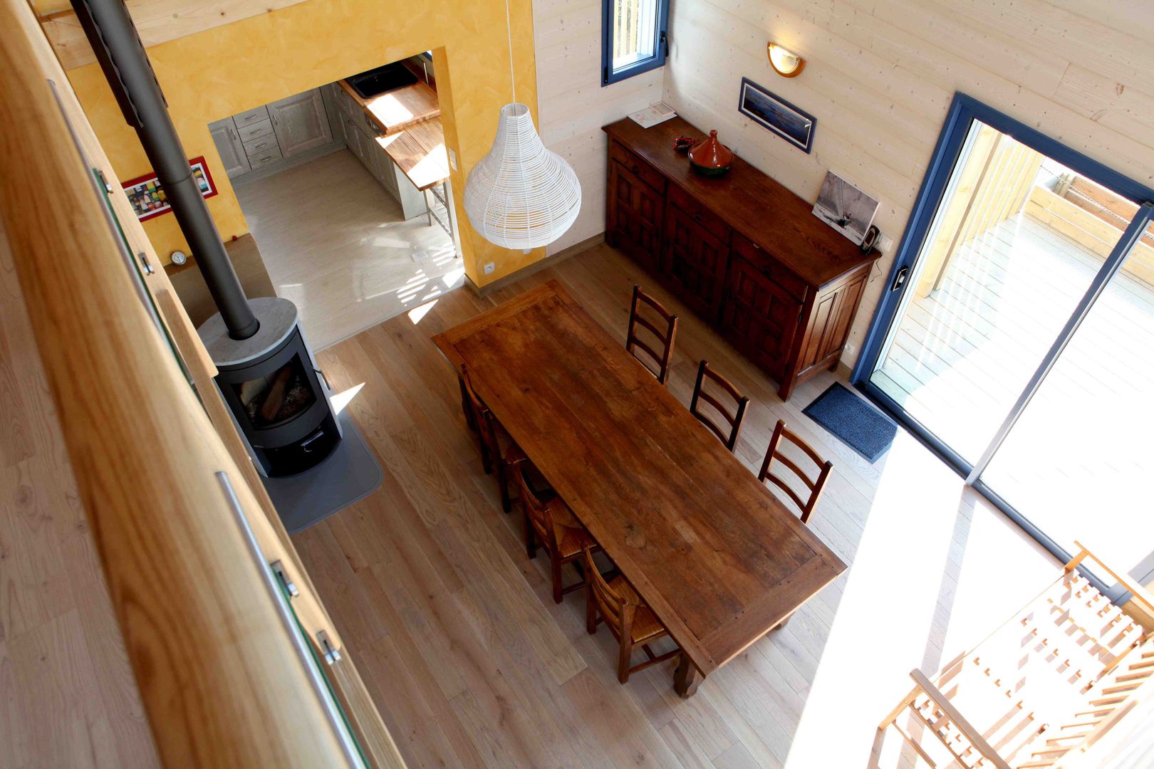 UNE MAISON BIOCLIMATIQUE DANS LE GOLFE DU MORBIHAN, Patrice Bideau a.typique Patrice Bideau a.typique Casas de estilo moderno