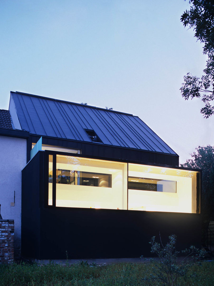 M&J house, Vossem, bruno vanbesien architects bruno vanbesien architects Minimalistyczne domy