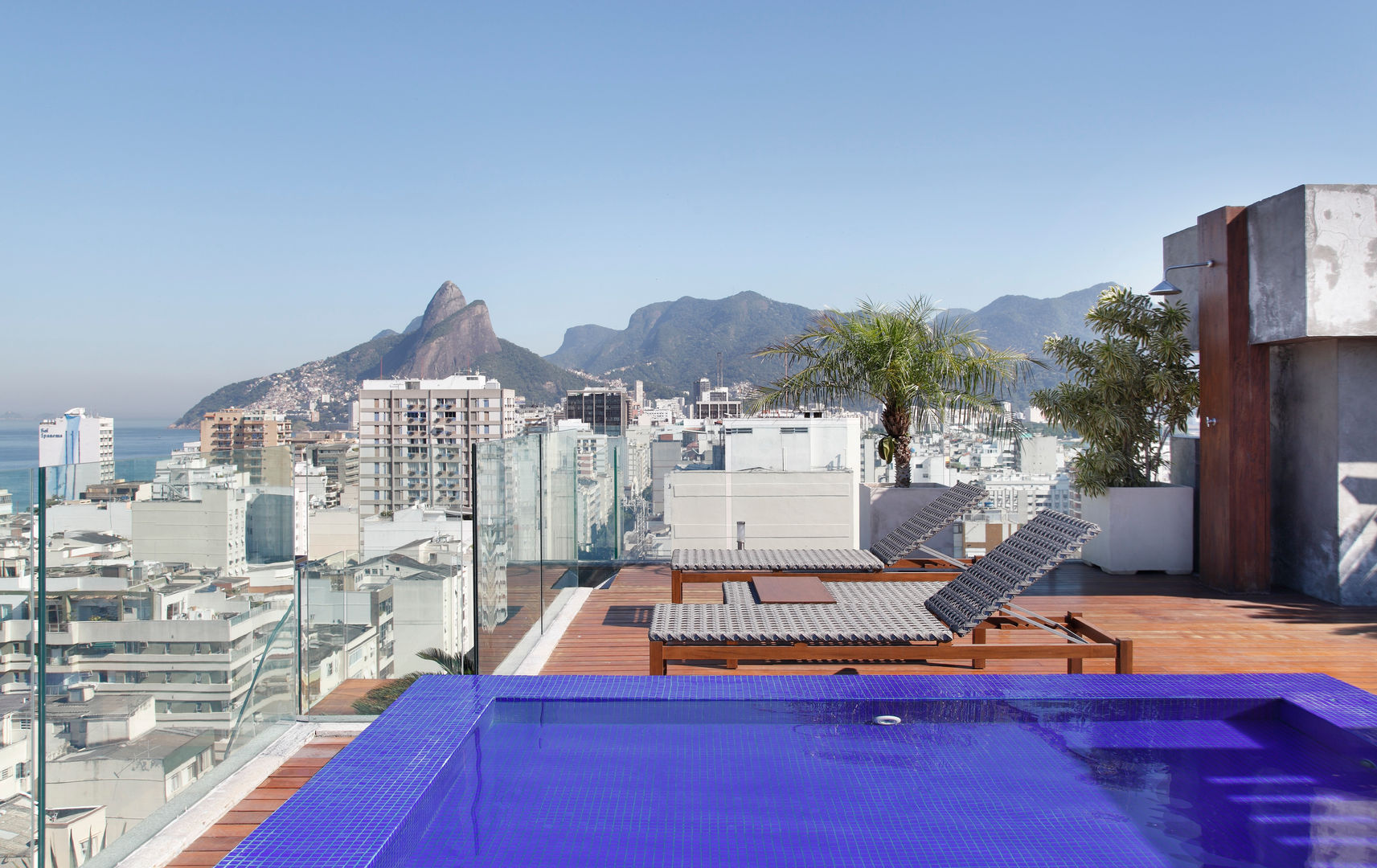 Vista terraço House in Rio Varandas, marquises e terraços modernos