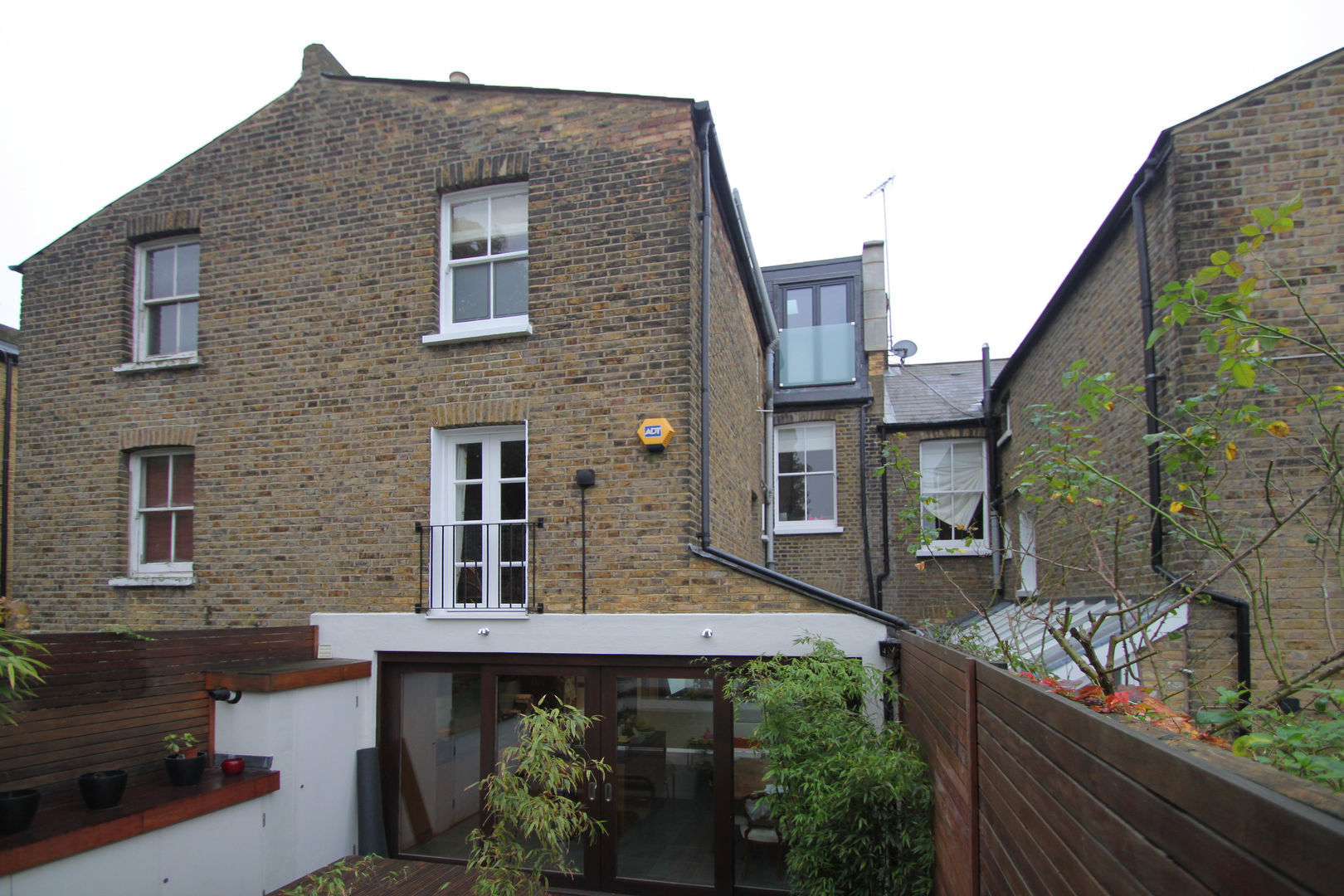 ​mansard loft conversion wandsworth homify Maisons modernes