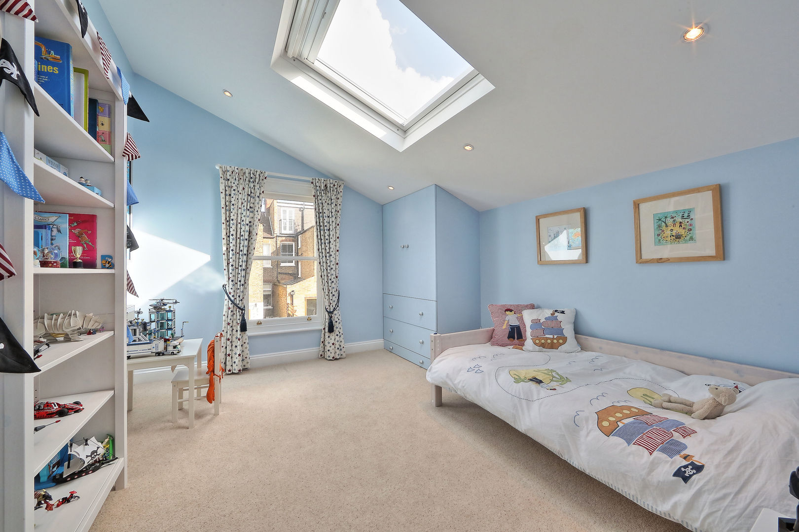 ​loft conversion with full back addition homify Chambre moderne