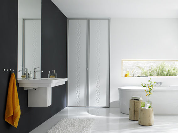 Bad mit Stauraum für Waschmaschine, Burkhard Heß Interiordesign Burkhard Heß Interiordesign Modern Bathroom