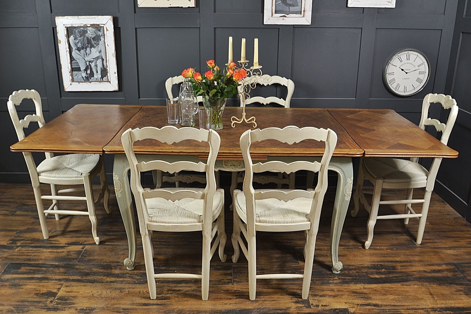 Shabby Chic French Oak Dining Table with 6 Chairs in Rococo, The Treasure Trove Shabby Chic & Vintage Furniture The Treasure Trove Shabby Chic & Vintage Furniture Klassieke eetkamers Tafels
