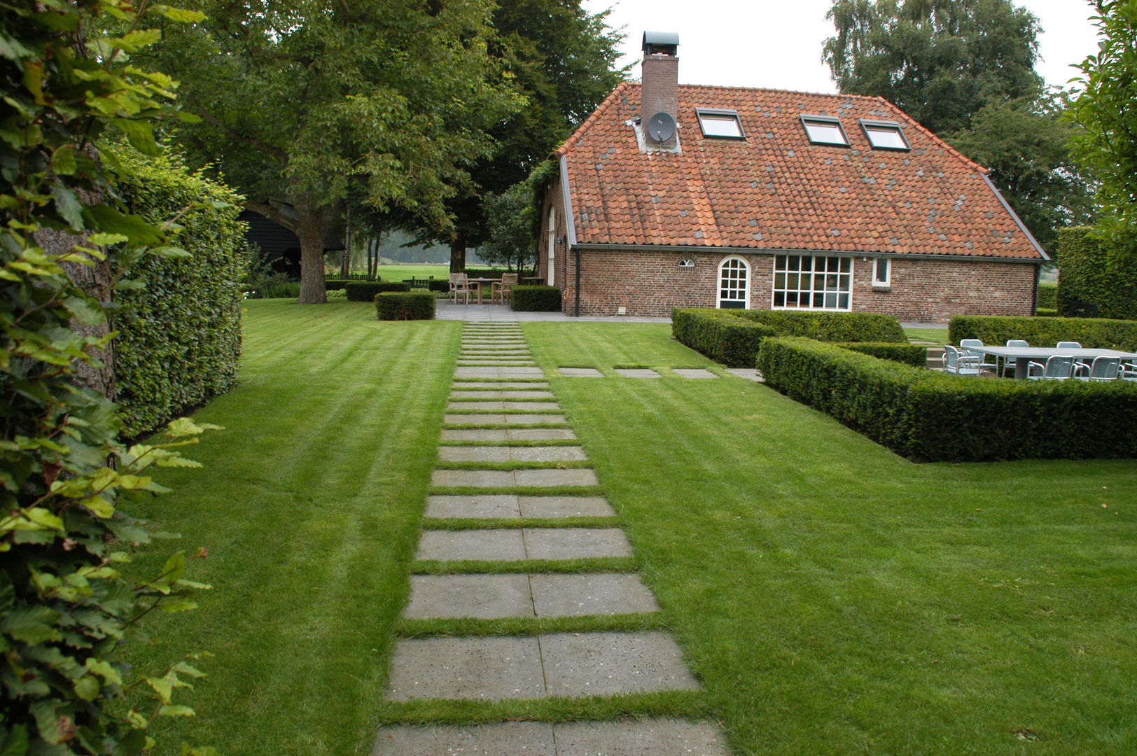 Vrijheid in de tuin - natuurlijk gegrond, Meeuwis de Vries Tuinen Meeuwis de Vries Tuinen 庭院