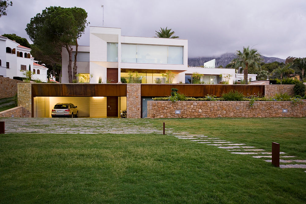 Vivienda unifamiliar en Dénia, Alicante, Jorge Belloch interiorismo Jorge Belloch interiorismo บ้านและที่อยู่อาศัย