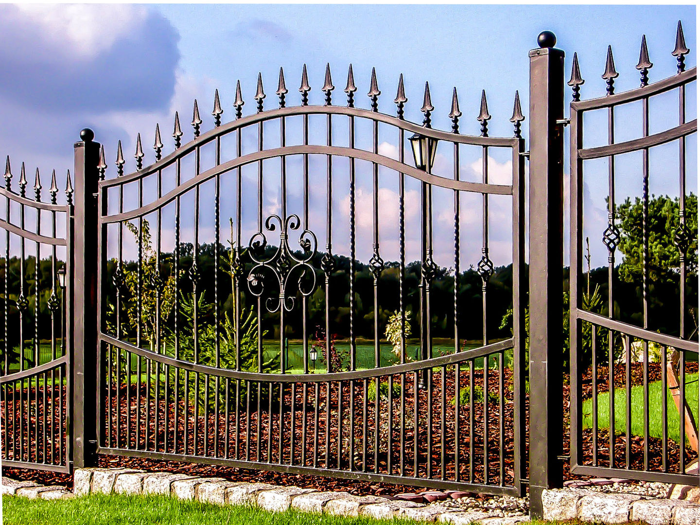 Realizacja ogrodzenia 6, Armet Armet Taman Klasik Fencing & walls