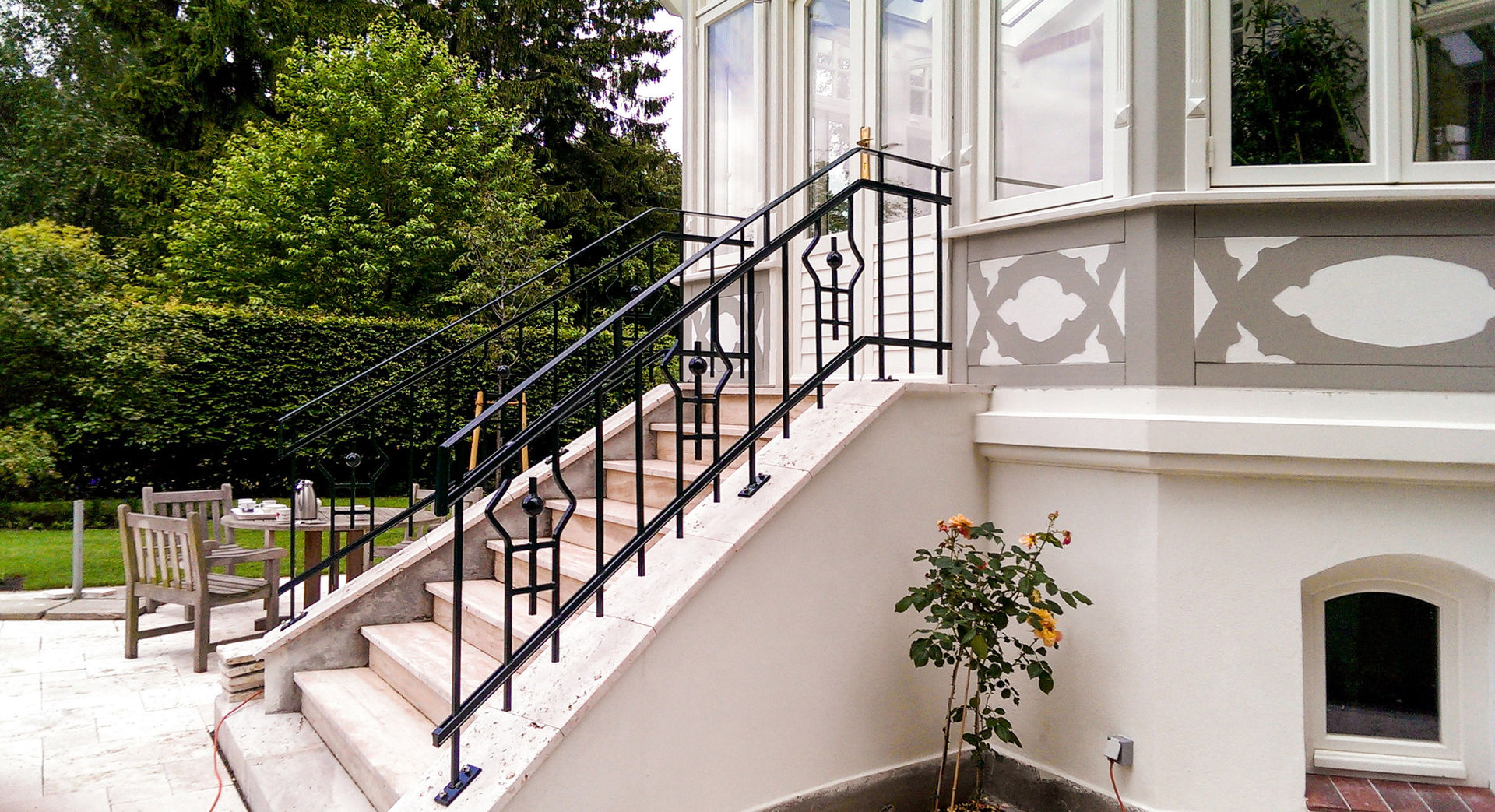 Ogrodzenie Klasyczne 13, Armet Armet Balcones y terrazas de estilo clásico Accesorios y decoración
