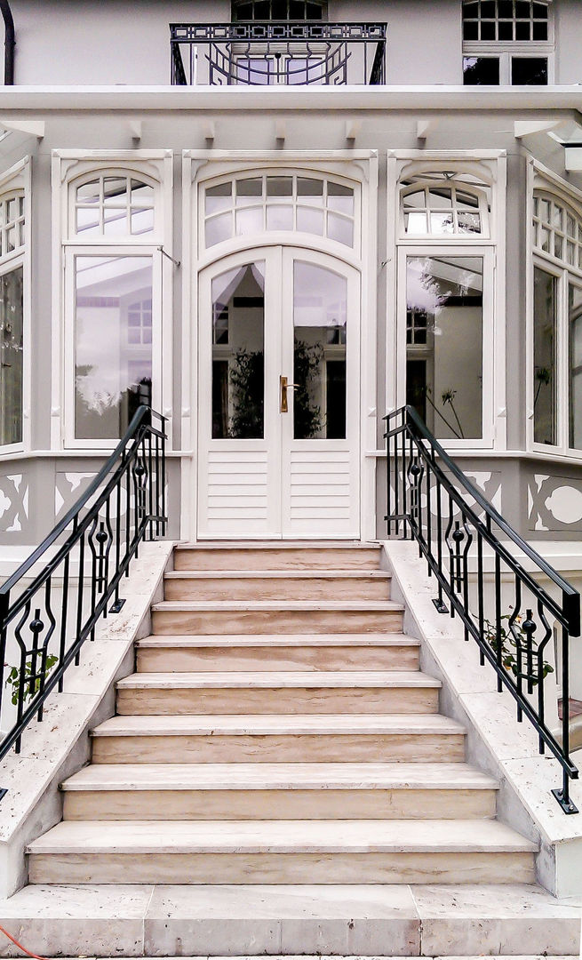 Ogrodzenie Klasyczne 13, Armet Armet Балкон и терраса в классическом стиле Аксессуары и декор