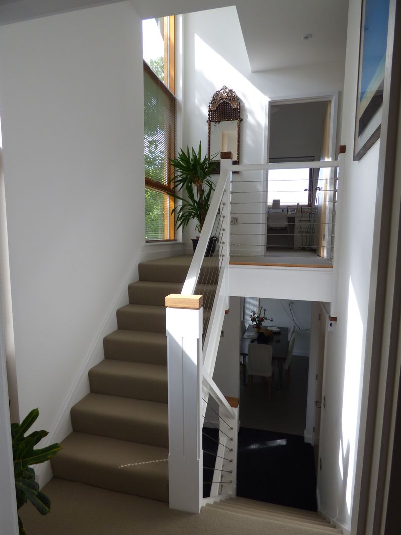 Midsummer House, Hinton Cook Architects Hinton Cook Architects Modern corridor, hallway & stairs