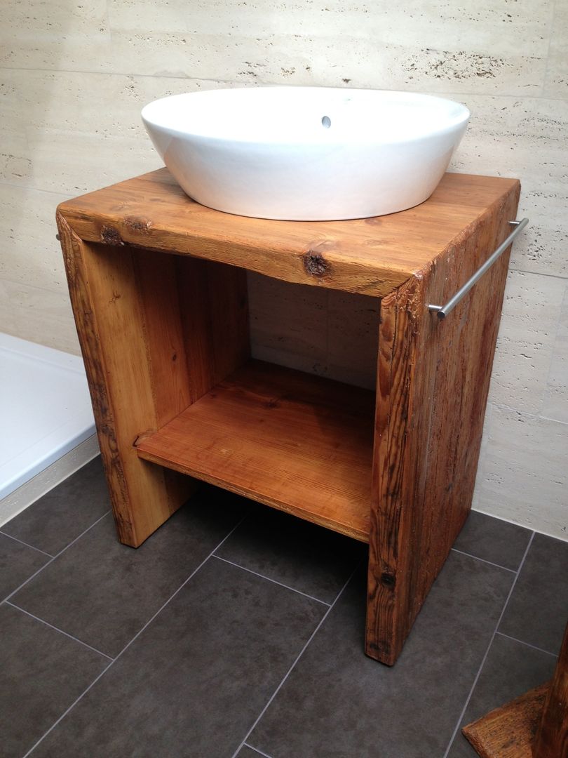 Badezimmergestaltung , woodesign Christoph Weißer woodesign Christoph Weißer Modern bathroom Sinks
