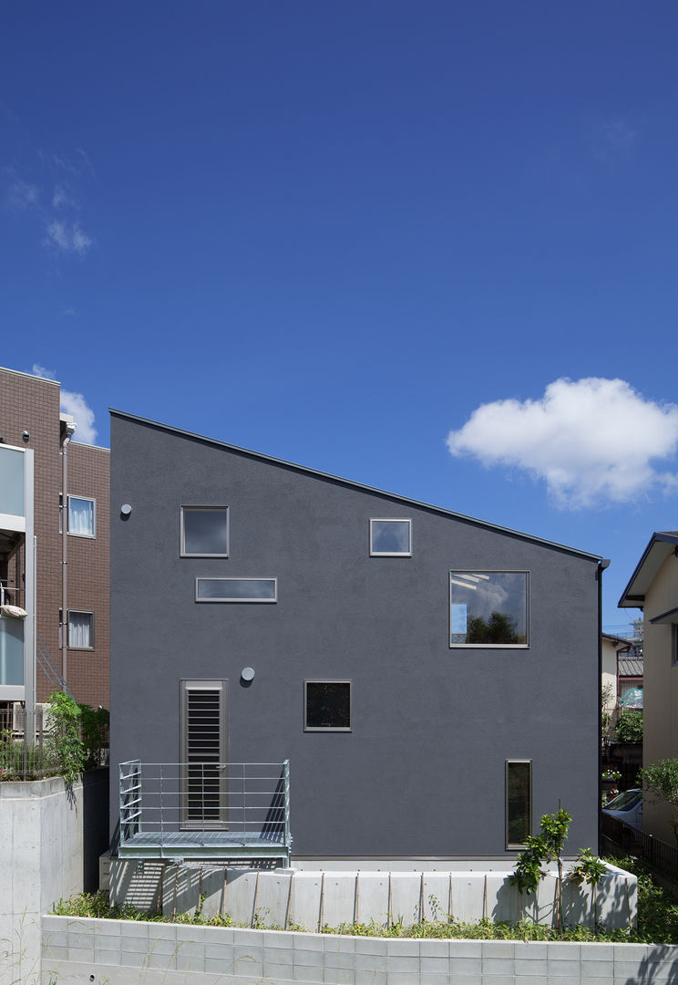 House in Nanakuma, MOVEDESIGN MOVEDESIGN Case eclettiche