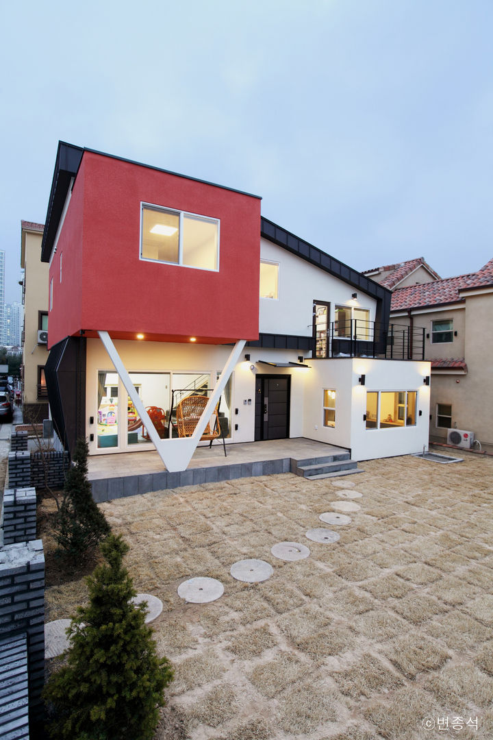 동탄주택, 춘건축 춘건축 現代房屋設計點子、靈感 & 圖片
