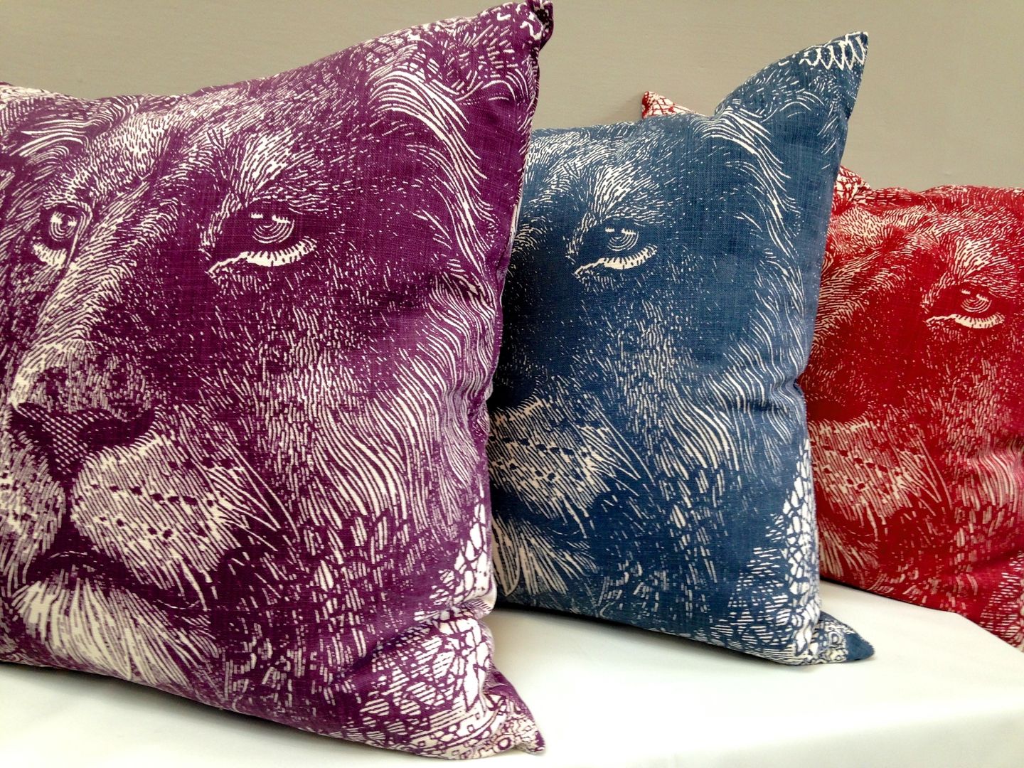 Money Animals Scatter Cushions Porcupine Rocks Ltd Nowoczesny salon Akcesoria i dekoracje