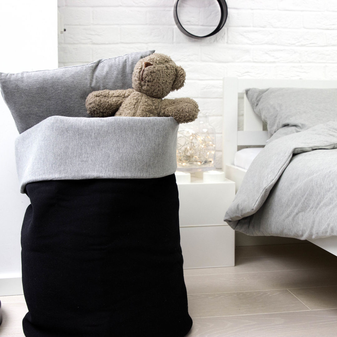 Pościel dziecięca / Kids bedding, Nocne Dobra Nocne Dobra Stanza dei bambini minimalista Contenitori