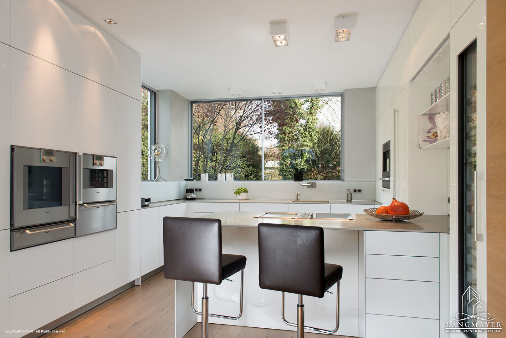 Immobilienfotografie Einfamilienhaus, Langmayer Immobilien & Home Staging Langmayer Immobilien & Home Staging Modern style kitchen