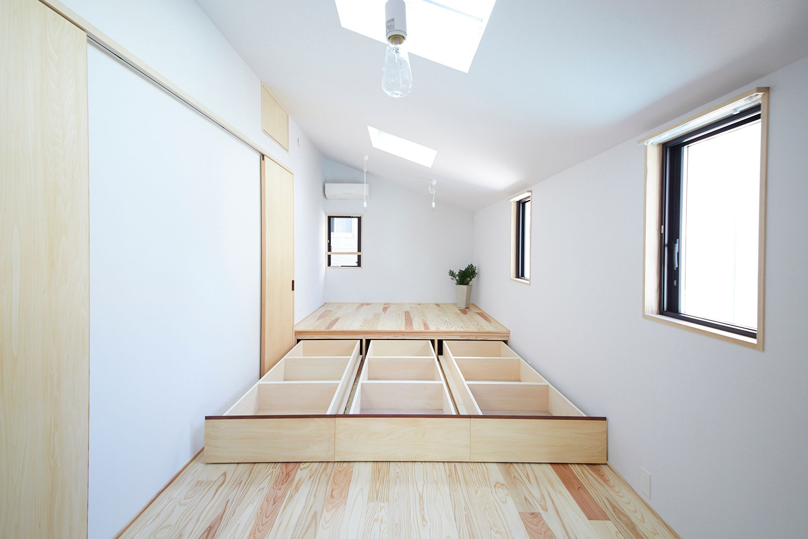 柳崎の住宅, 一級建築士事務所co-designstudio 一級建築士事務所co-designstudio Modern style bedroom