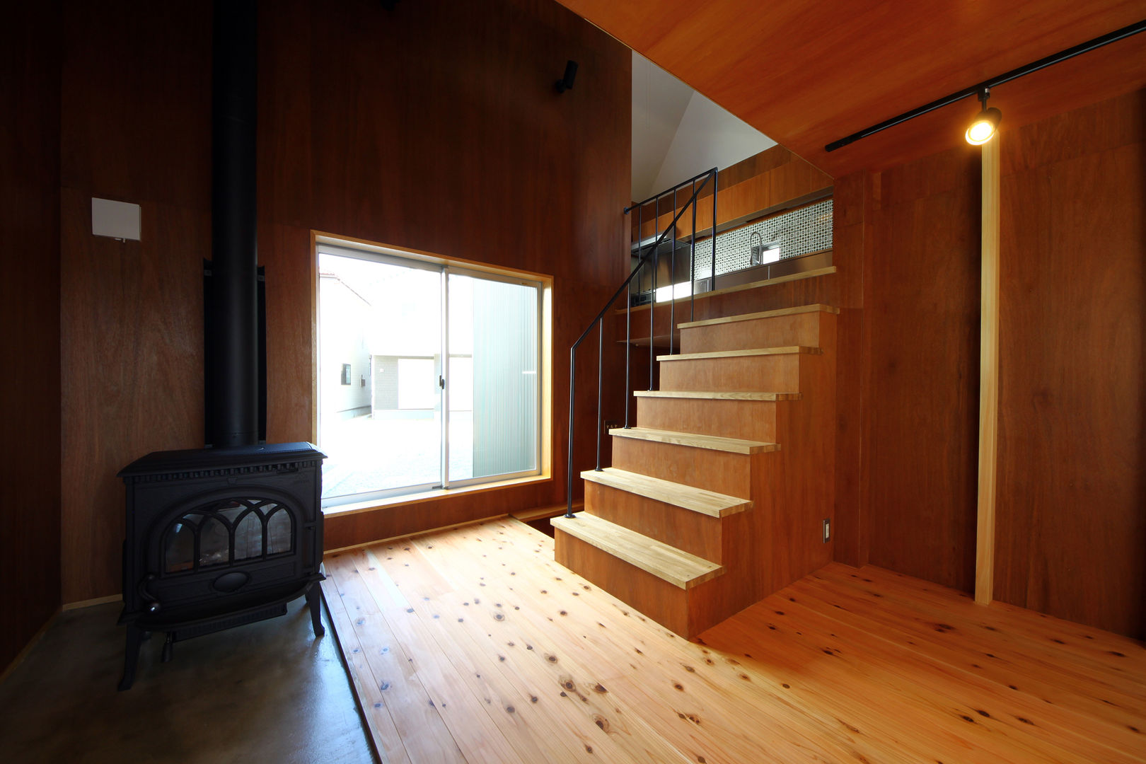 Minoyanagi house, TAB TAB Eclectic style corridor, hallway & stairs