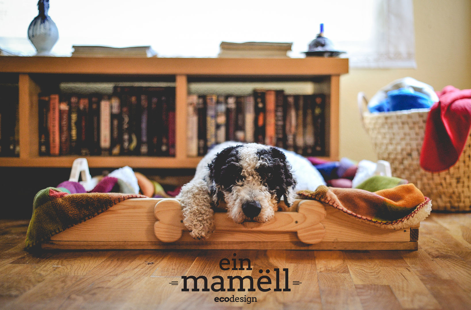 Cama para mascotas , Ein Mamëll Ein Mamëll Autres espaces Accessoires pour animaux