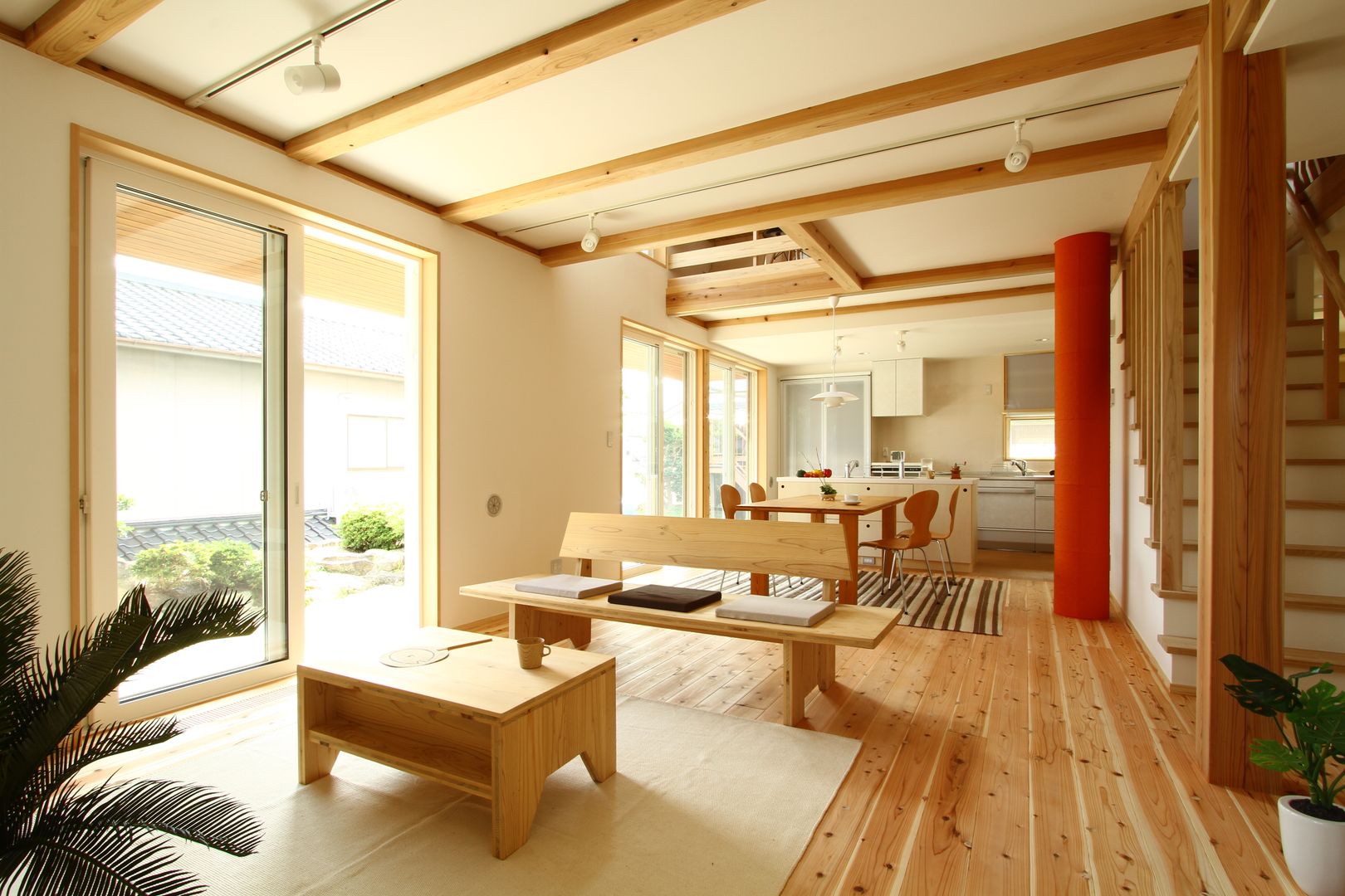 本山ドミノ, 有限会社 コアハウス 有限会社 コアハウス Asian style living room