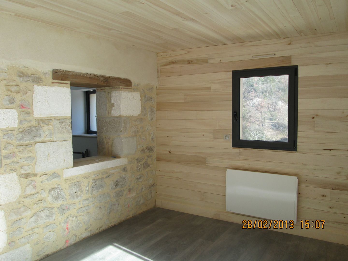 Extension et transformation d'une grange en logement à Labastide du Vert (46), LIARSOU et CONSTANT architectes DPLG LIARSOU et CONSTANT architectes DPLG Modern Evler