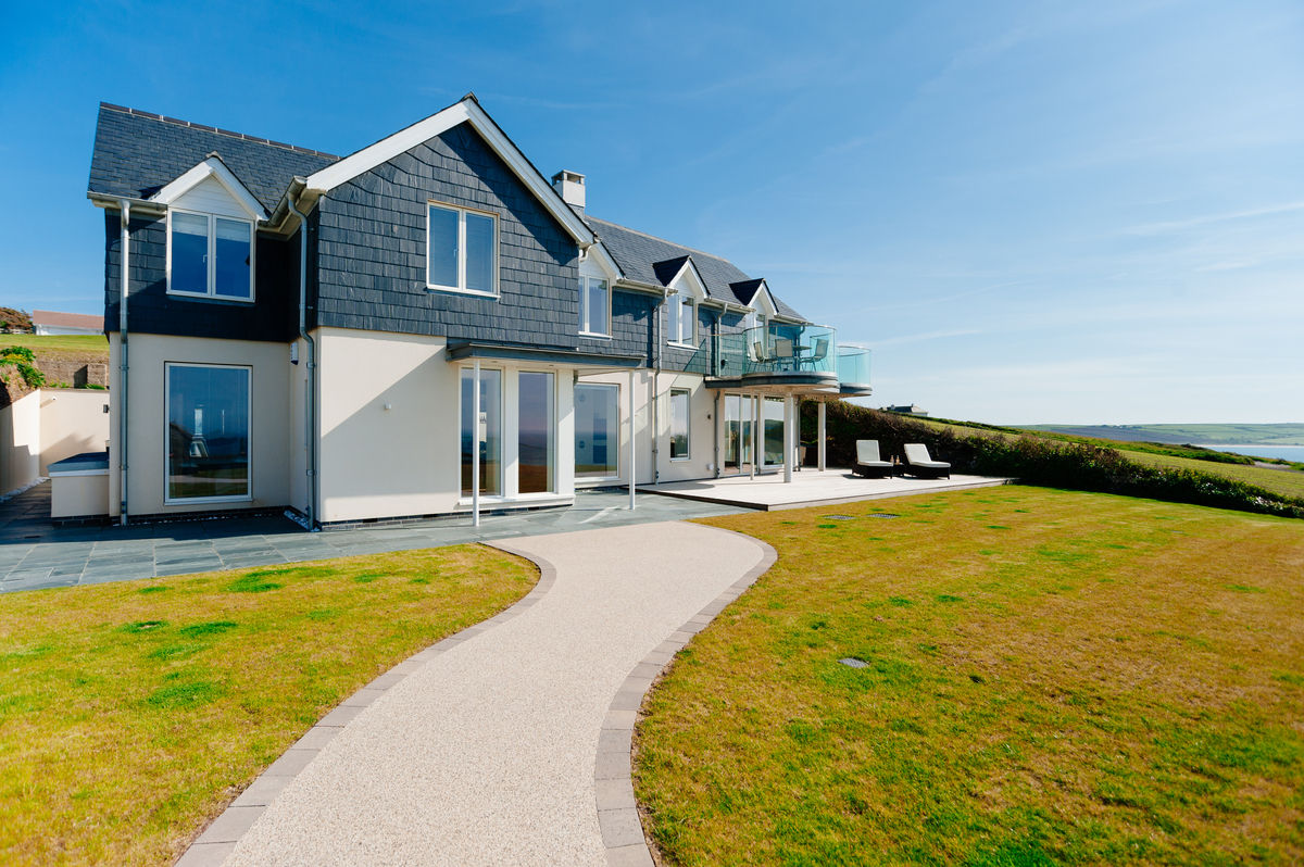 Seagrass, Polzeath, Cornwall homify Modern houses