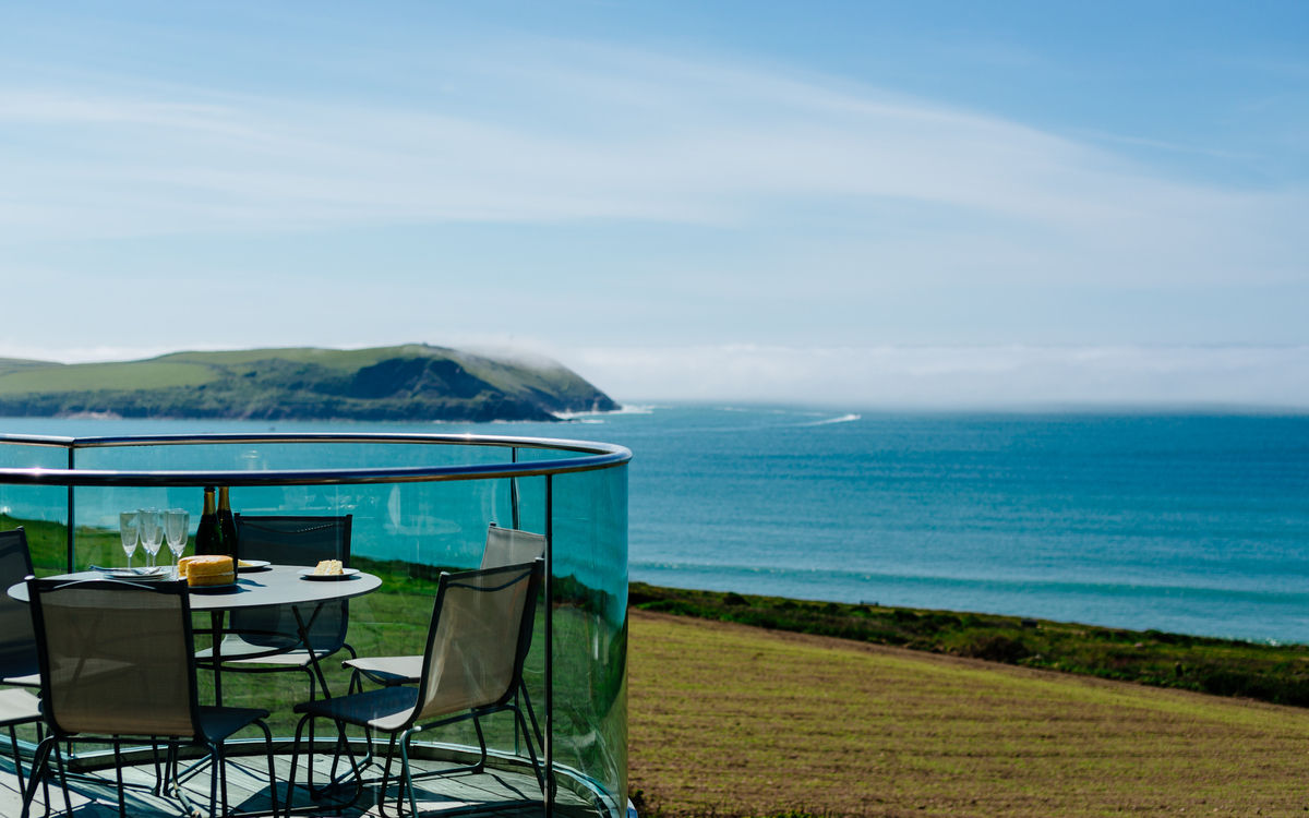 Seagrass, Polzeath, Cornwall homify Modern balcony, veranda & terrace