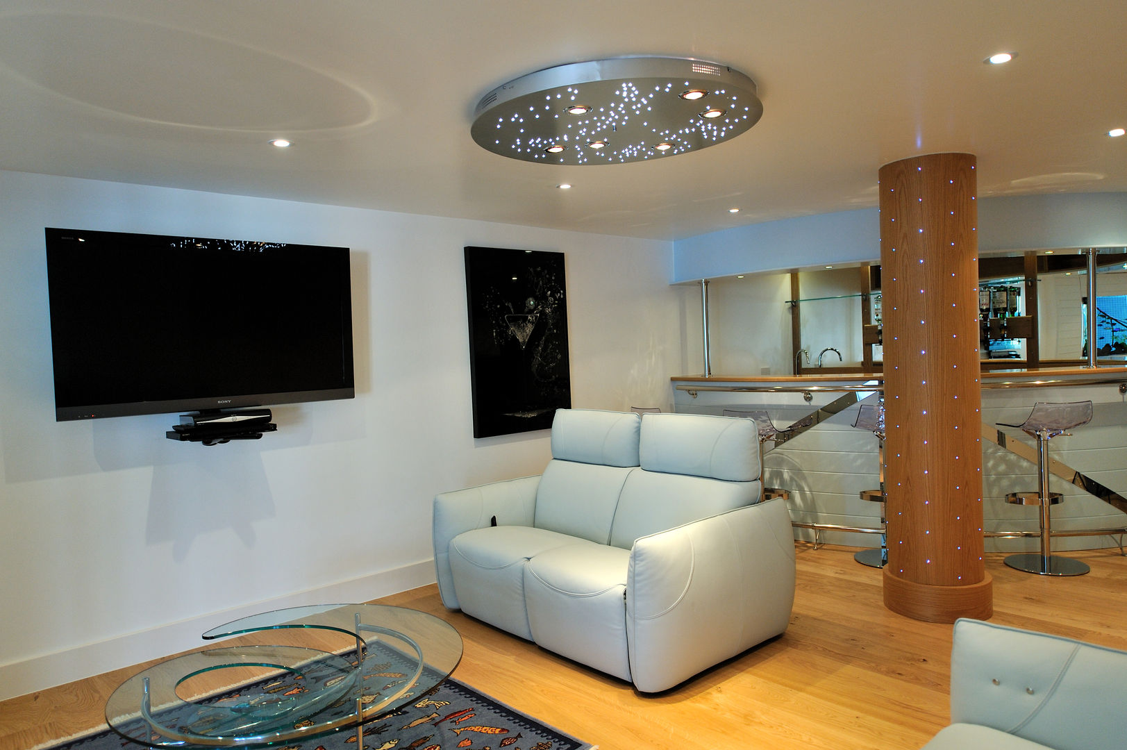 The Sea House, Porth, Cornwall homify Modern media room