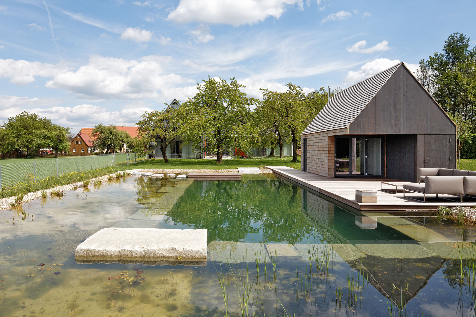 Haus Lilling, Markus Gentner Architekten Markus Gentner Architekten モダンデザインの テラス