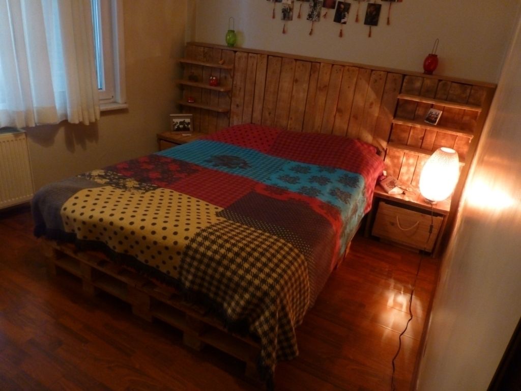 Palet Yatak Odası, Atölye Butka Atölye Butka Kamar Tidur Gaya Rustic Beds & headboards