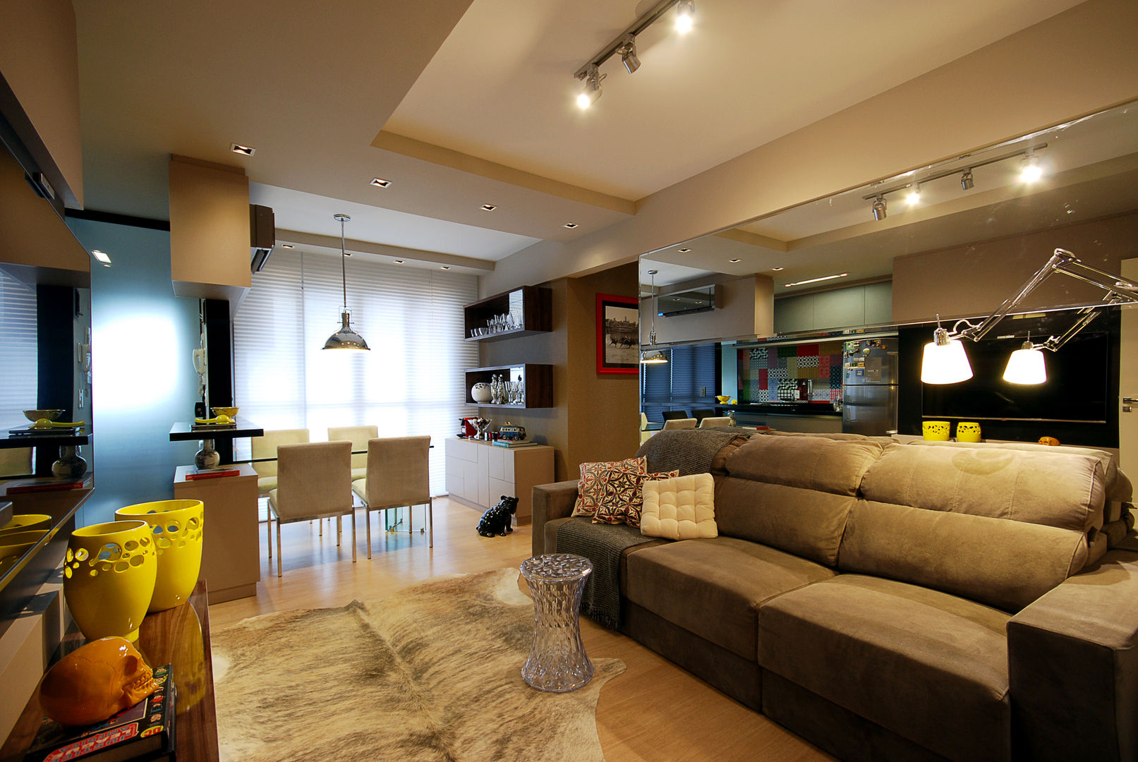 Living multifuncional Neoarch Salas de estar modernas