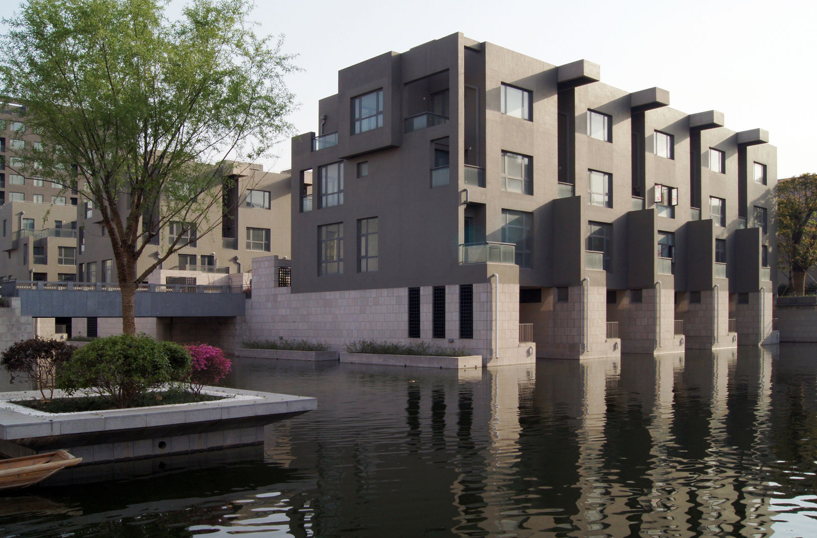 Living on water - Shanghai, SERGIO PASCOLO ARCHITECTS SERGIO PASCOLO ARCHITECTS Maisons minimalistes