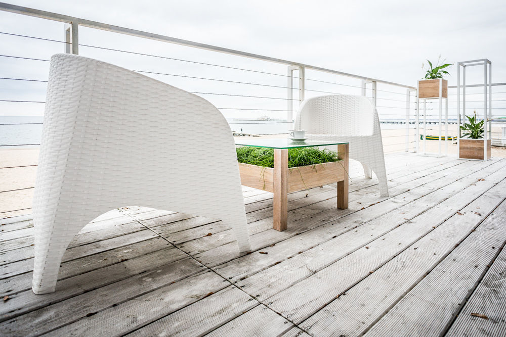 Bio stolik MONOO, APPO projekt APPO projekt Балкон и терраса в стиле минимализм Мебель