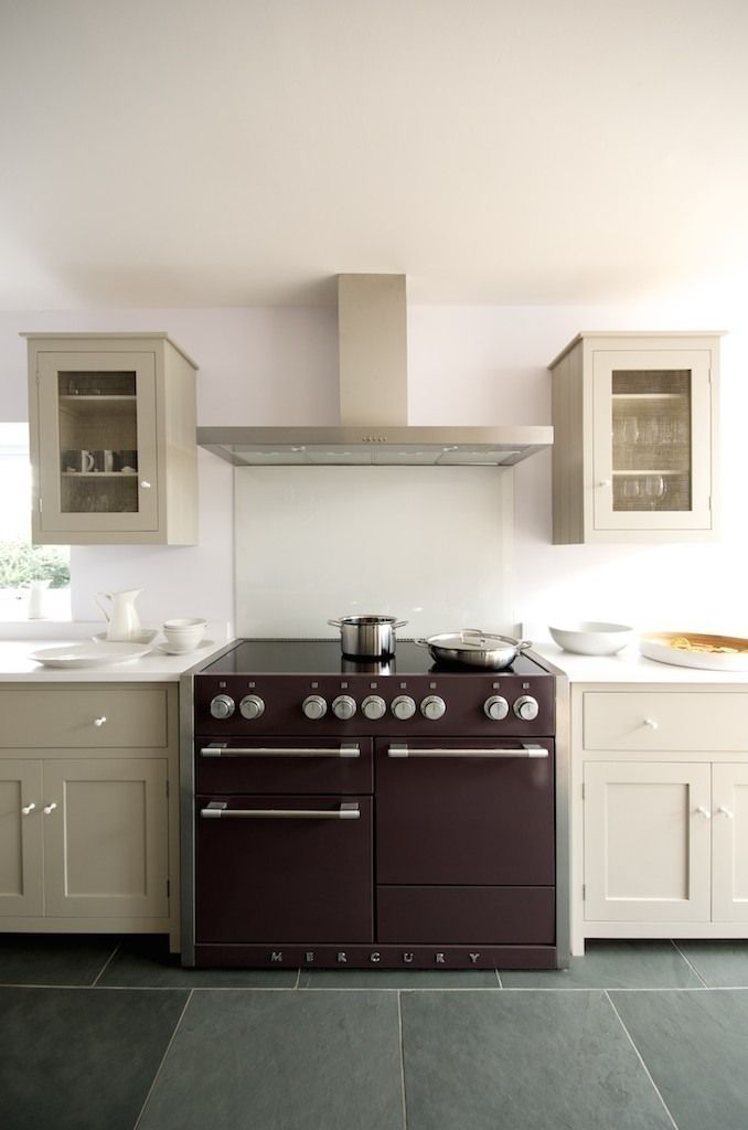 The Silverdale Shaker Kitchen by deVOL deVOL Kitchens Modern kitchen