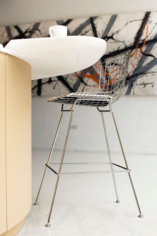 BANCO ZENIA PEDINI homify Cocinas de estilo moderno Mesas, sillas y bancos