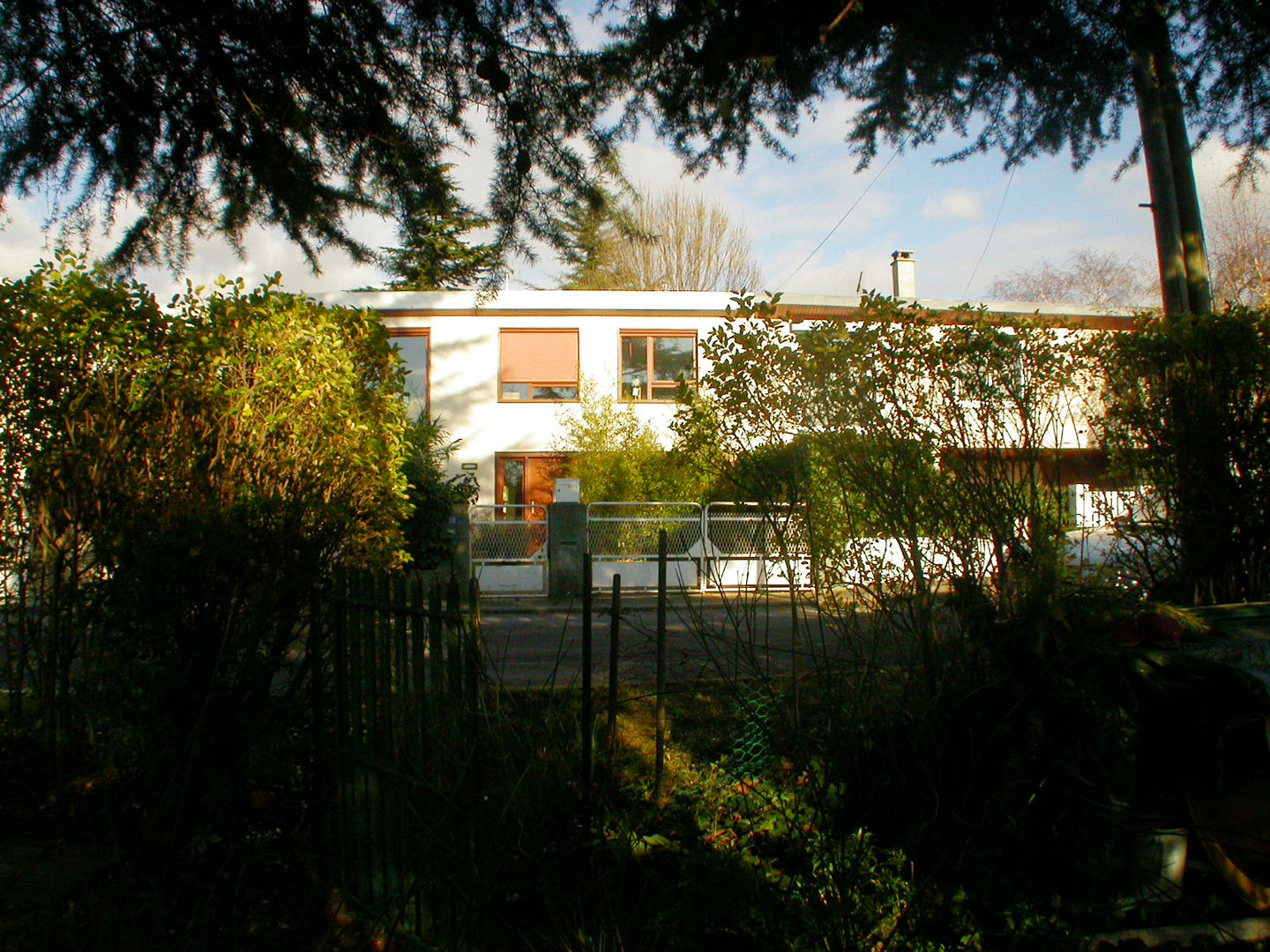 Villa "Castor"de la Butte Fleurie à Fresnes, dominique tessier et associés dominique tessier et associés Modern Houses