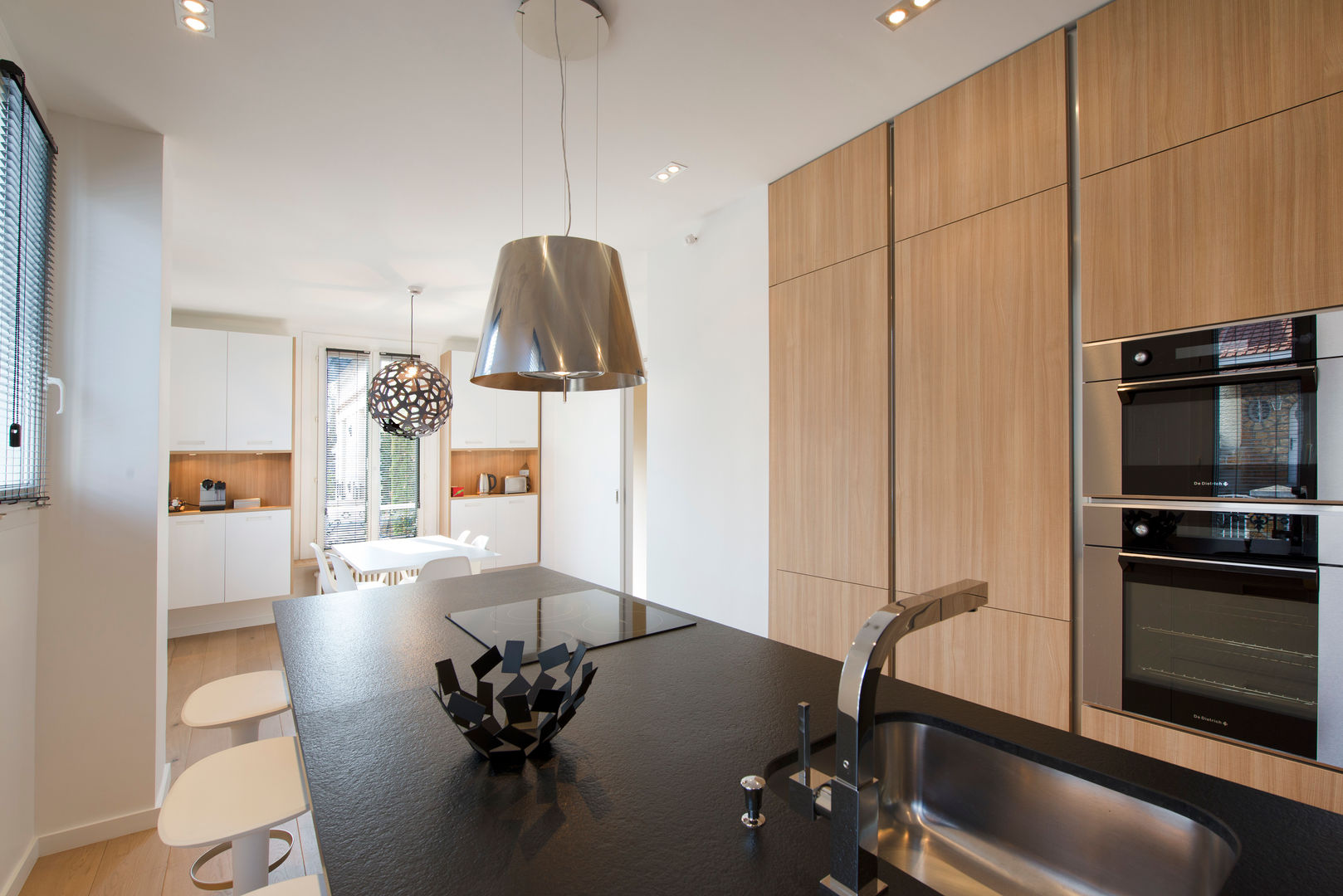 Maison individuelle Le Chesnay, Hélène de Tassigny Hélène de Tassigny Modern kitchen