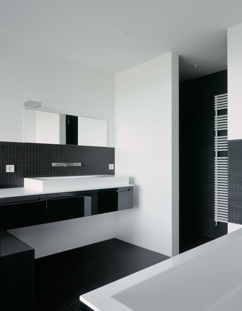 Haus Z, PaulBretz Architectes PaulBretz Architectes Minimal style Bathroom