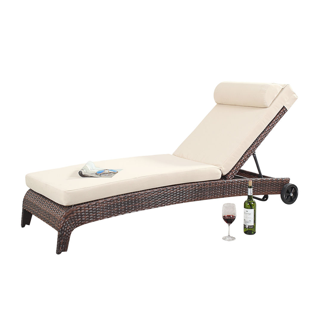 Port Royal Prestige Lounger Harley & Lola Jardines de estilo moderno Mobiliario