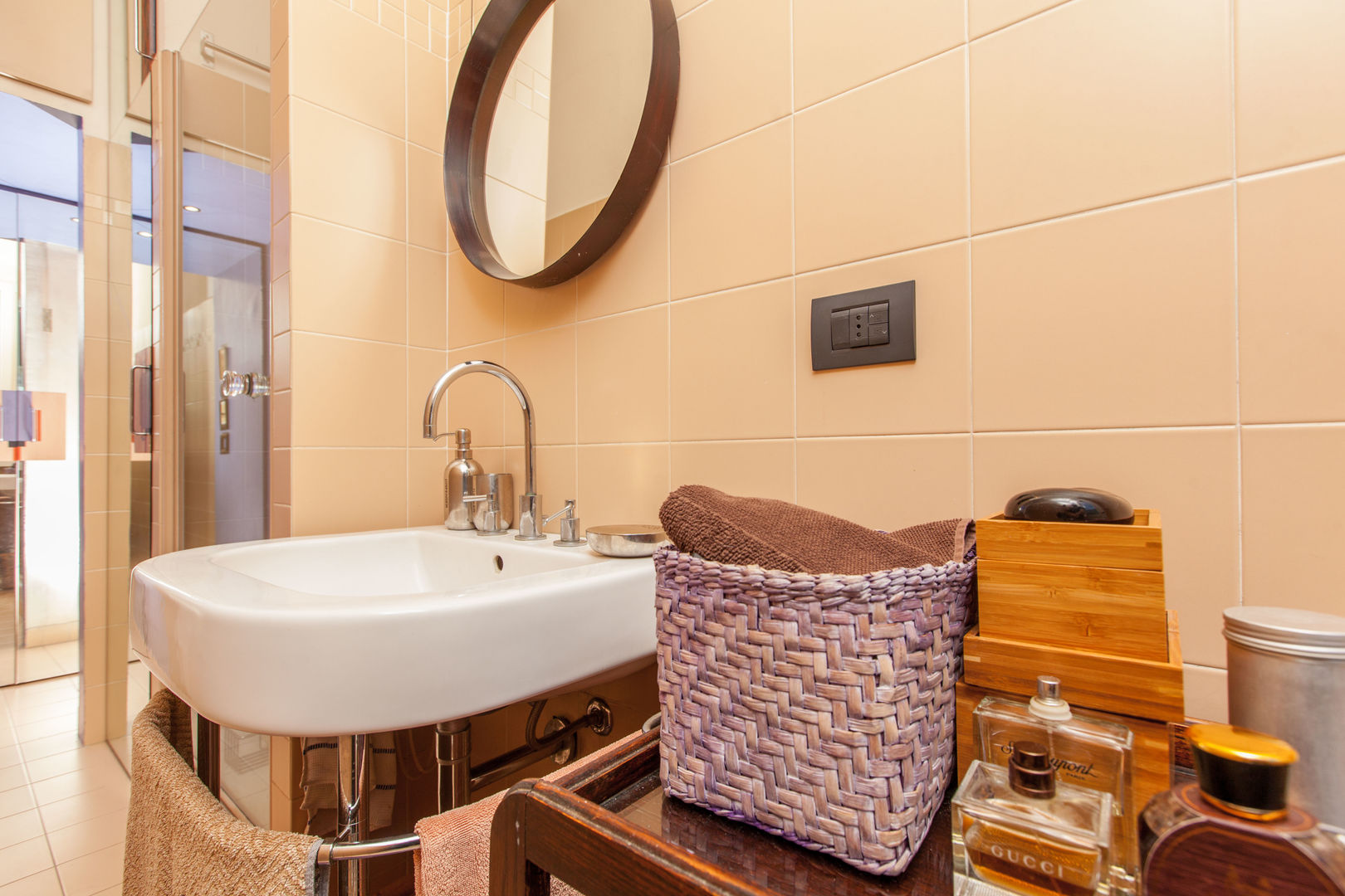 little APARTMENT WITH A "NEW DECO'" SOUL, Matteo Fieni Architetto Matteo Fieni Architetto Eclectic style bathroom