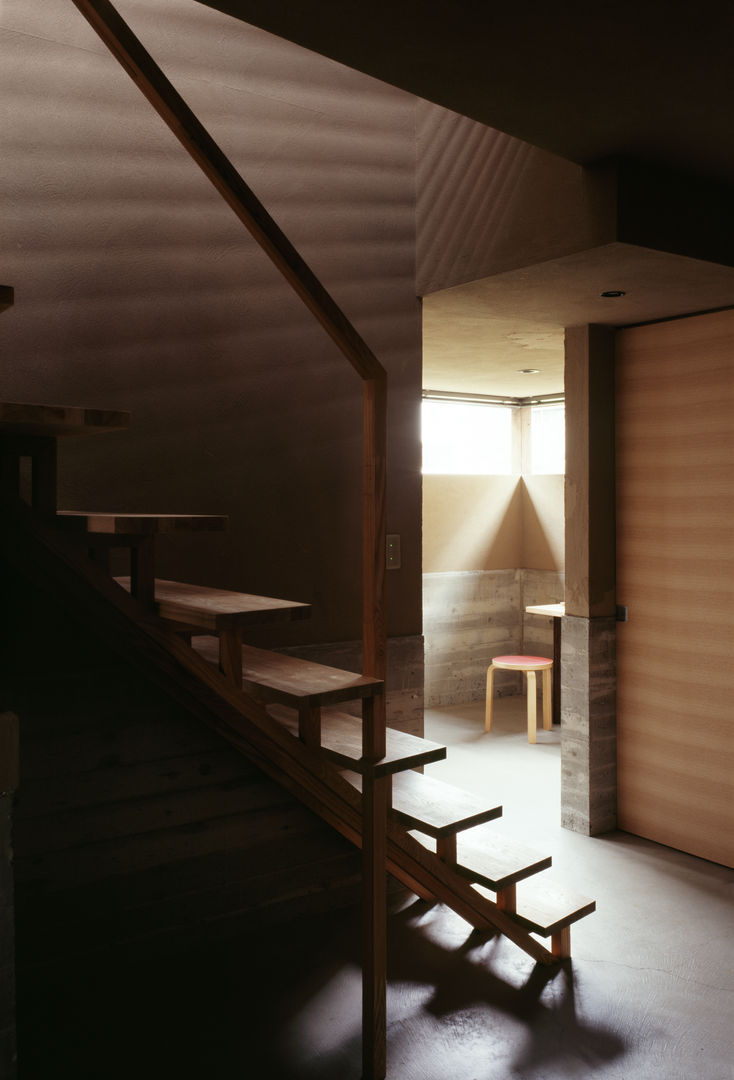 唐松, 合同会社永田大建築設計事務所 合同会社永田大建築設計事務所 Tangga Kayu Wood effect Stairs