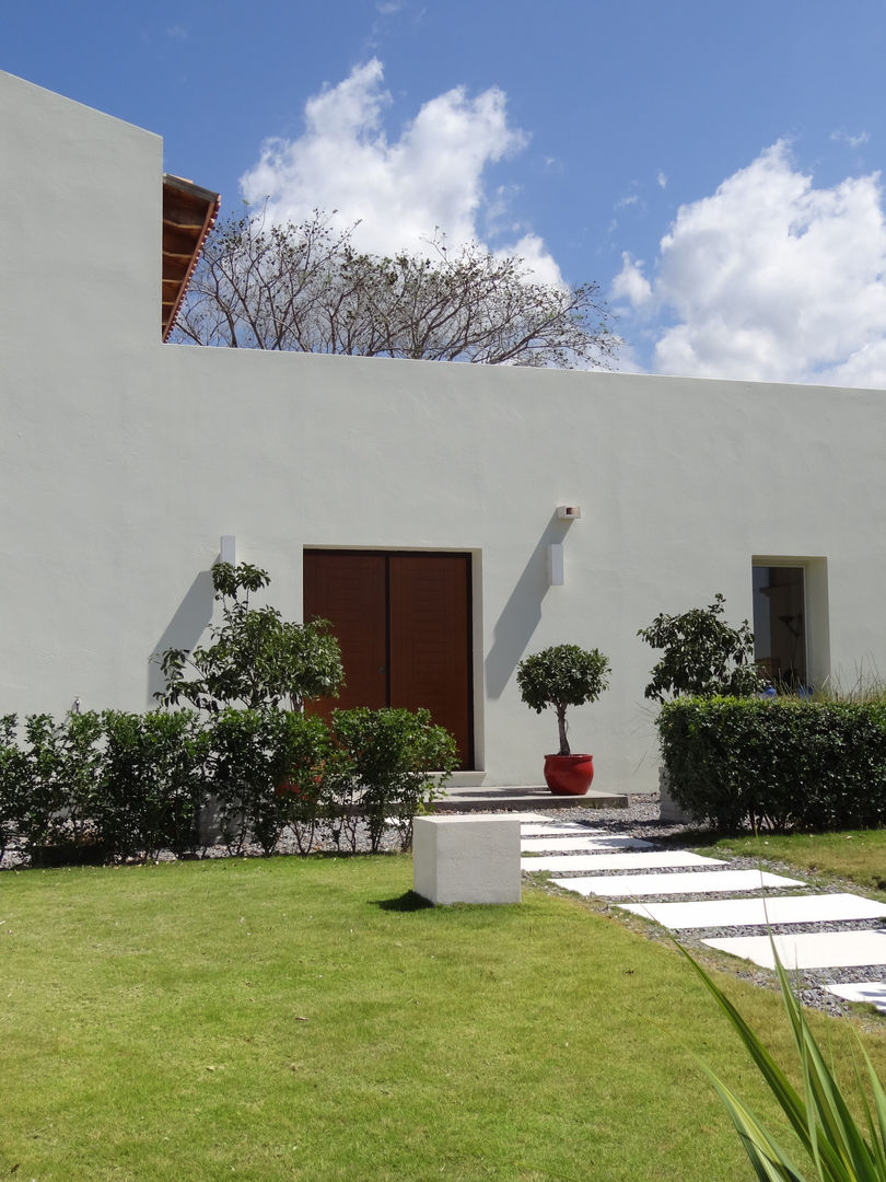 Luxury Sustainable Home | Santa Ana Costa Rica Aroma Italiano Eco Design Houses
