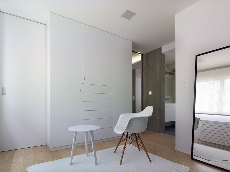 Piso Viroc, Castroferro Arquitectos Castroferro Arquitectos Modern style dressing rooms