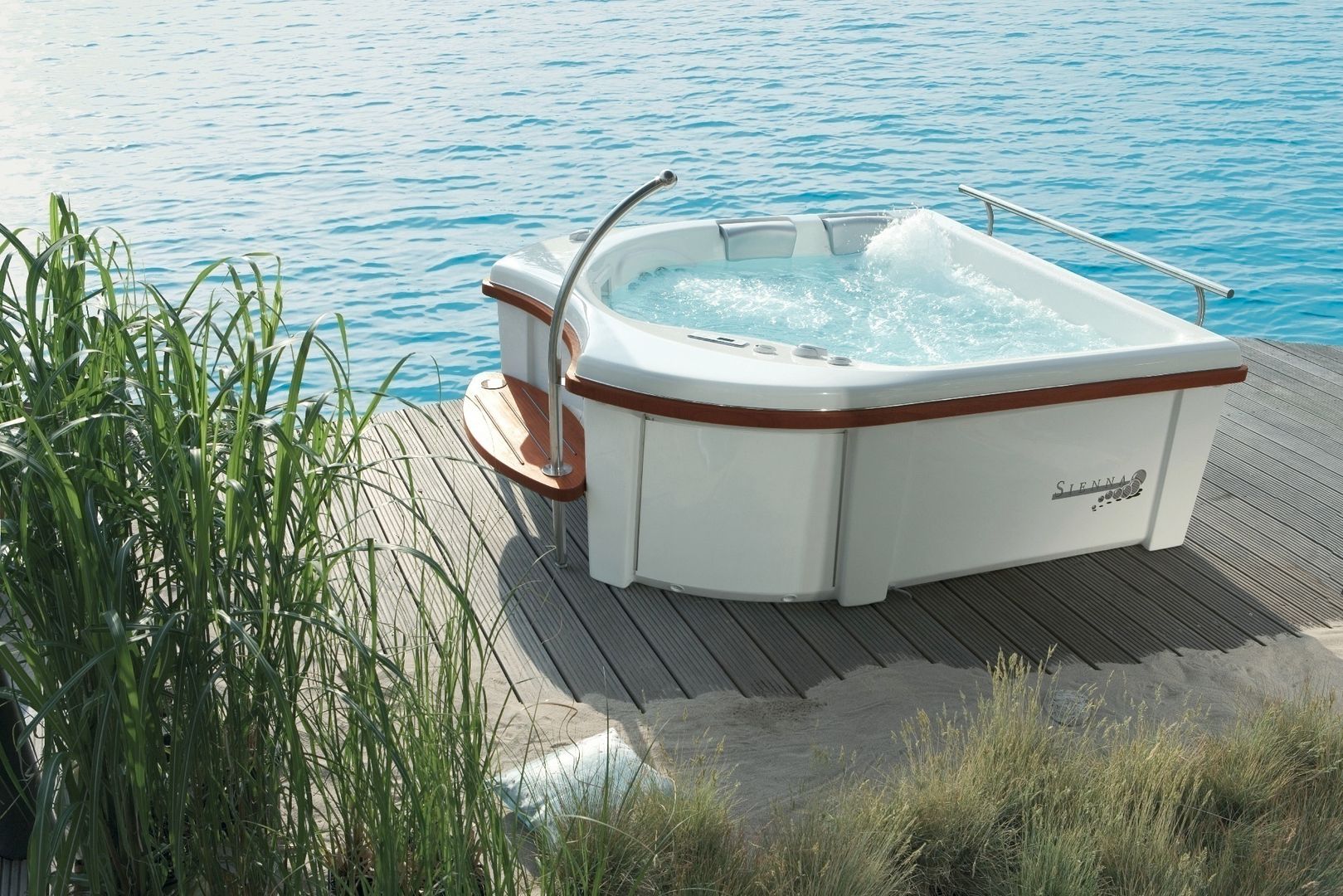 Whirlpool Outdoor : modern von Hesselbach GmbH,Modern