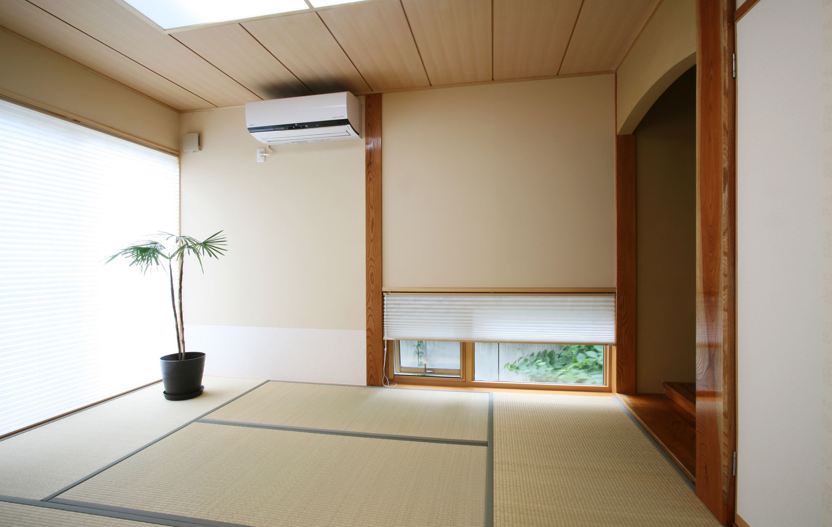 小上りのある家, 吉田設計＋アトリエアジュール 吉田設計＋アトリエアジュール Asian style bedroom
