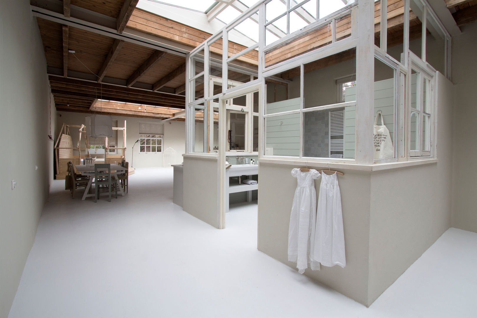 WONING EN ATELIER VOOR SUKHA AMSTERDAM, Architectenbureau Vroom Architectenbureau Vroom Eclectic style bathroom